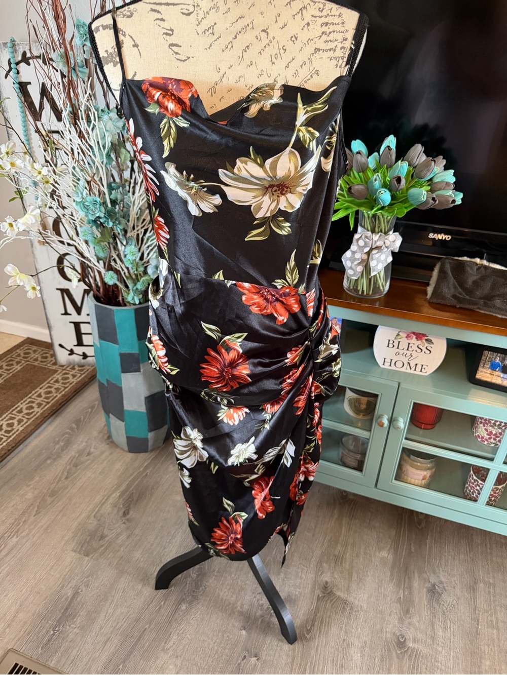 SHEIN Black Floral Midi Dress with Red & White Blossoms Size Large
